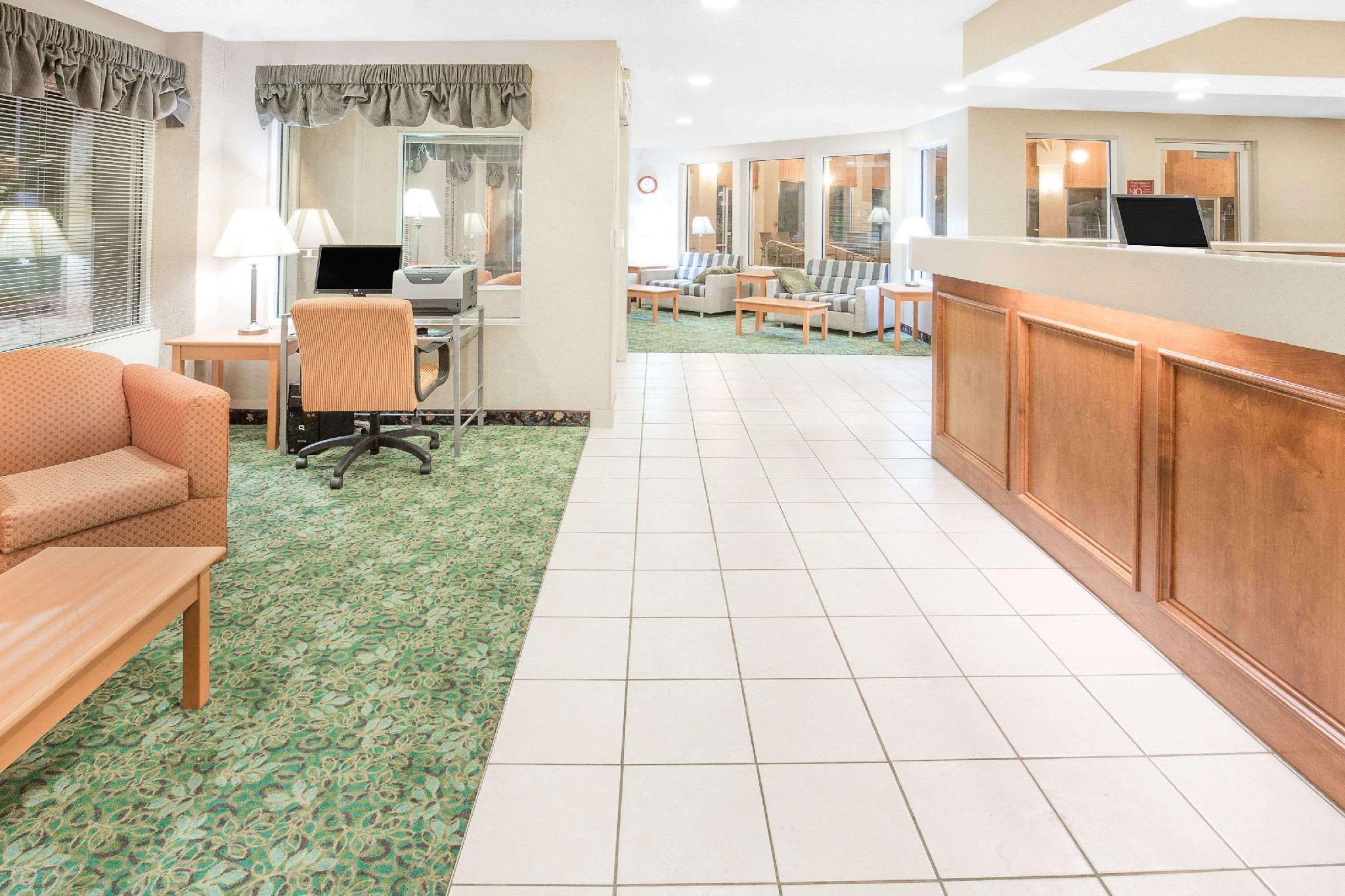 Surestay Plus Hotel By Best Western Реддинг Экстерьер фото
