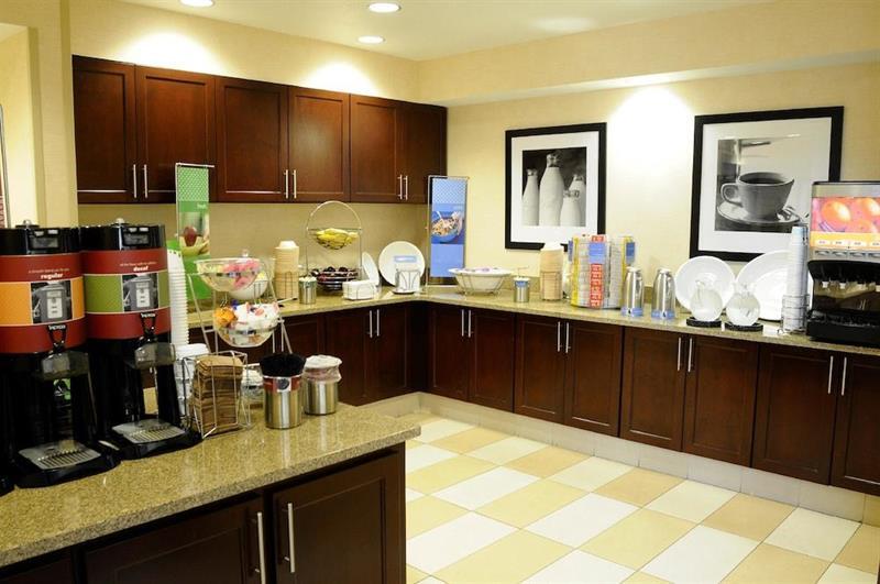 Surestay Plus Hotel By Best Western Реддинг Экстерьер фото